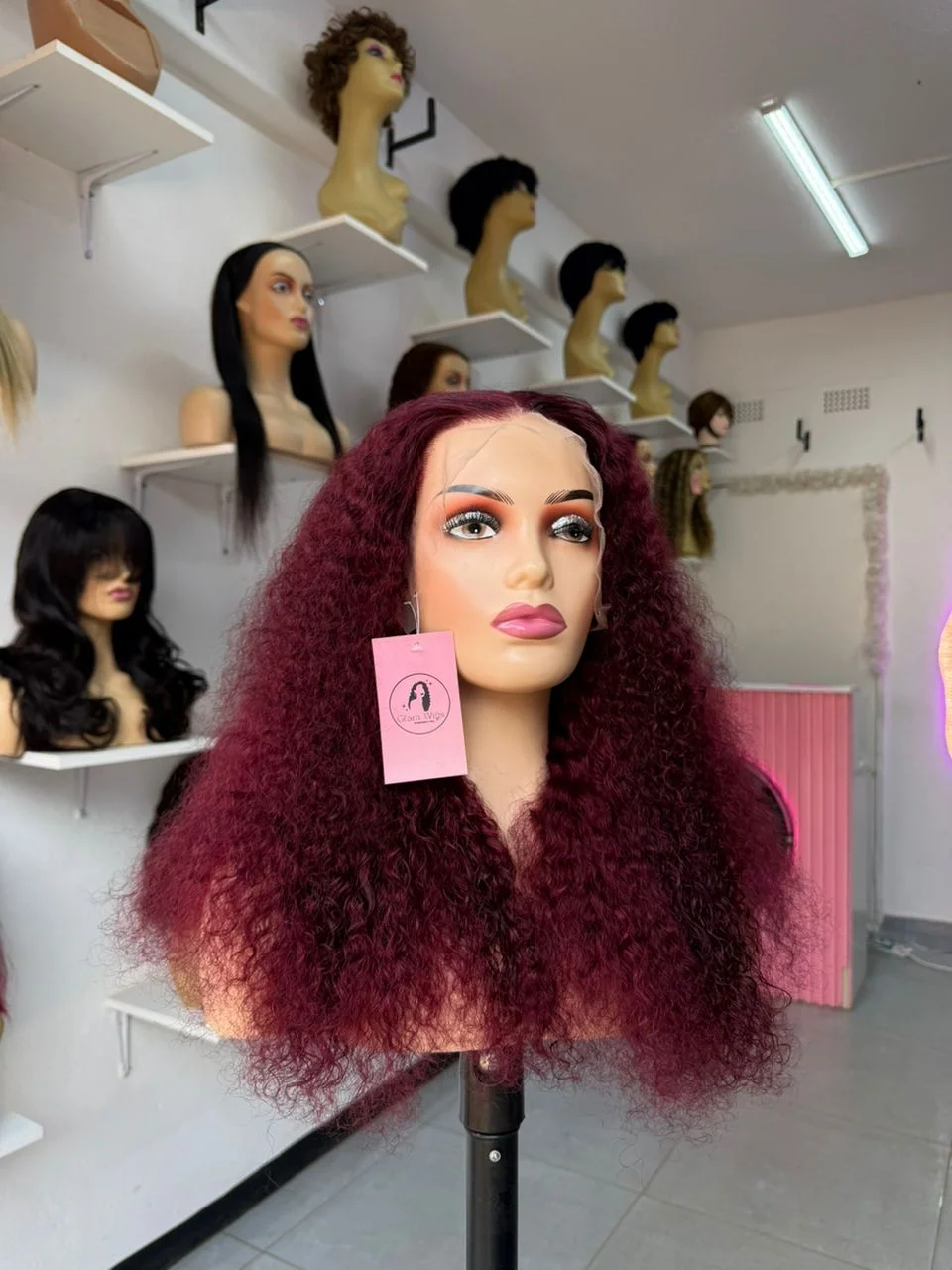 Pixie curl burgundy 20 inch